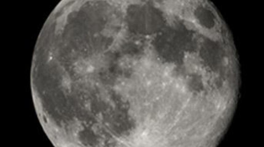 Ay'ı bombalayacaklar