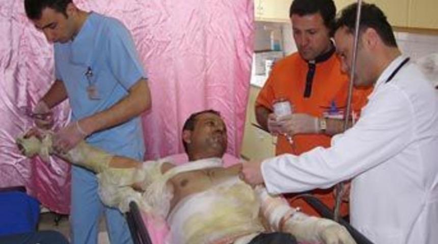 Kahraman baba &ccedil;ocuklarını alevler i&ccedil;inden kurtardı