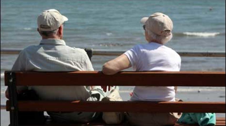 İngiltere emeklilikte yaş sınırını kaldırabilir