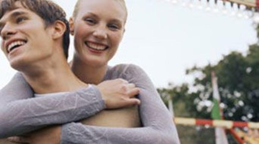 Sevgilinizin sizi &ouml;zlemesini nasıl sağlarsınız?