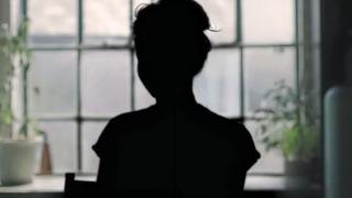 Russell Brand hakkında kan donduran iddialar! 'Çocuk' lakabı taktığı 16 yaşındaki kızı okulundan aldırıp...