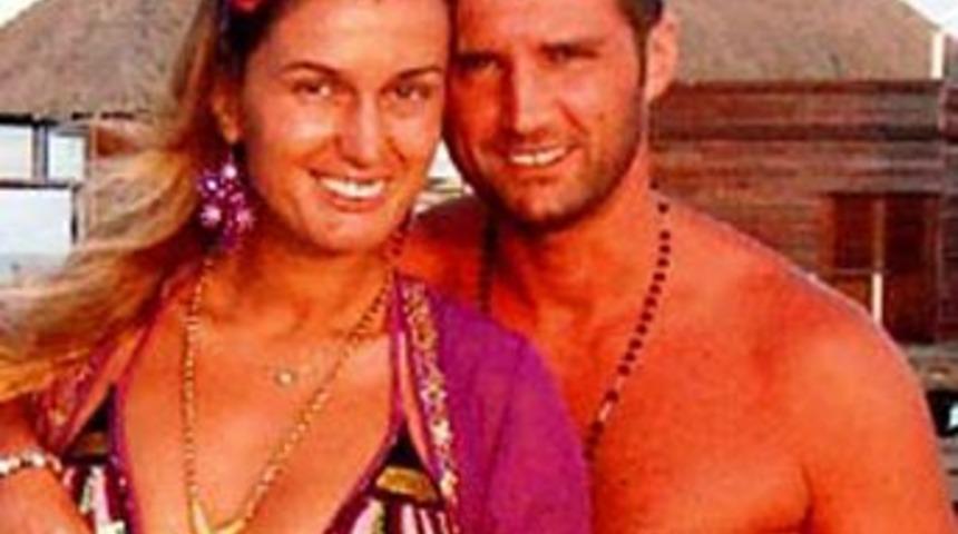 Balayı i&ccedil;in 10 sayfa şiirle teşekk&uuml;r etti