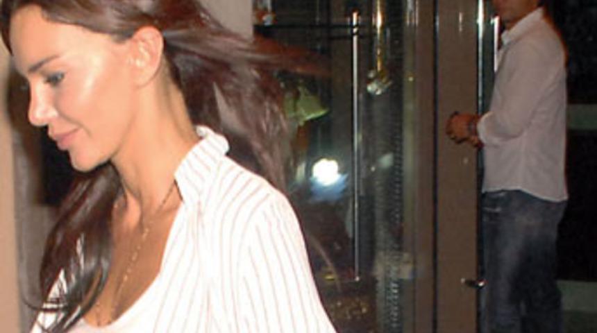 Hande Ataizi'nin 23'l&uuml;k &ccedil;ıtırı