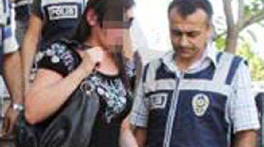 Bu kadınla yatan 100 erkek aranıyor!