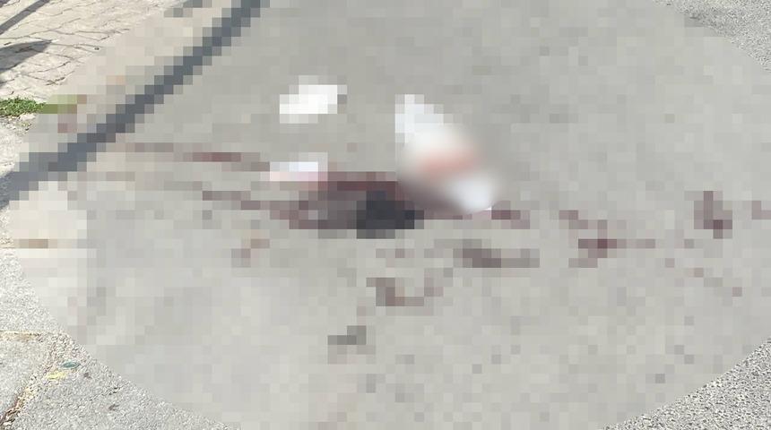 Kocaeli'de dehşete düşüren olay! Önce eşini sonra kendini bıçakladı