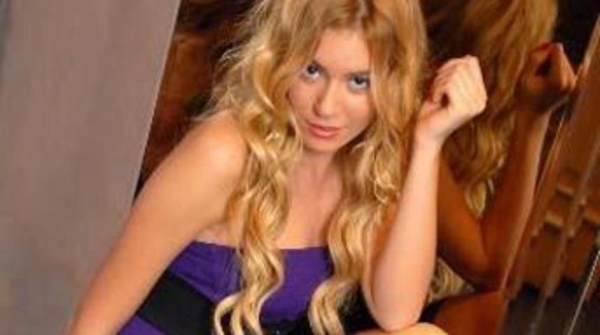 'Annem beni bile ge&ccedil;ti, onu kıskanıyorum!'