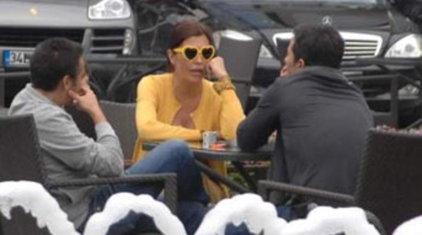 Aşk g&ouml;zl&uuml;ğ&uuml;