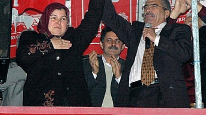 Adaylığı iptal edildi, karısı aday g&ouml;sterildi