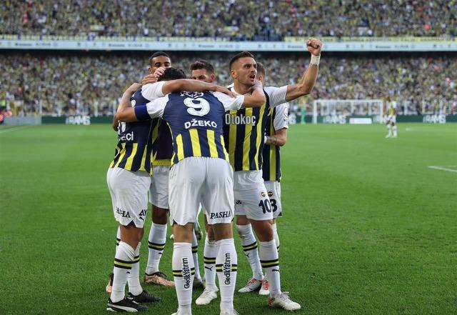 640xauto - Fenerbahçe, yeni sezona fırtına gibi başladı! 10 resmi maçta tek yenilgi bile yok...