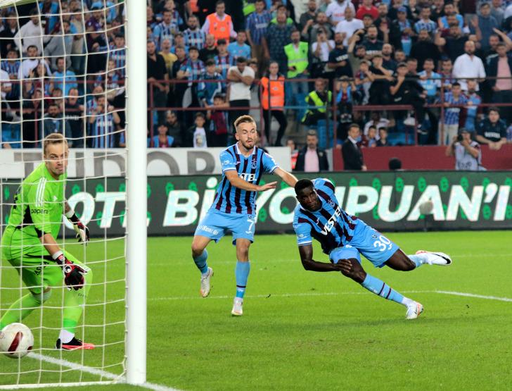 Trabzonspor'a 3-0 mağlup olan Beşiktaş'ta Şenol Güneş maçın ardından TFF'ye sert sözlerle yüklendi! "Kime sordular" G5