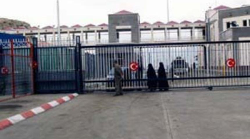 İran, T&uuml;rkiye sınırına duvar!