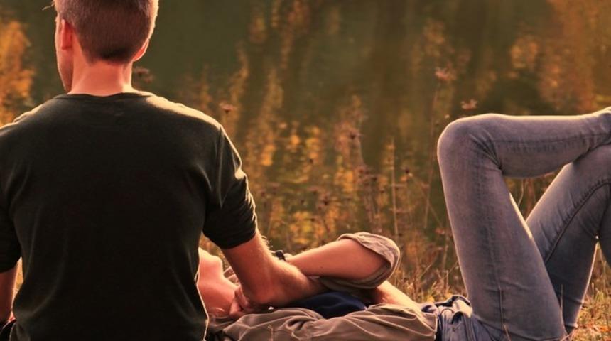 Eski sevgilileri tıpış tıpış geri dönecek! Sene sonuna kadar aşkta yüzü gülecek burçlar belli oldu