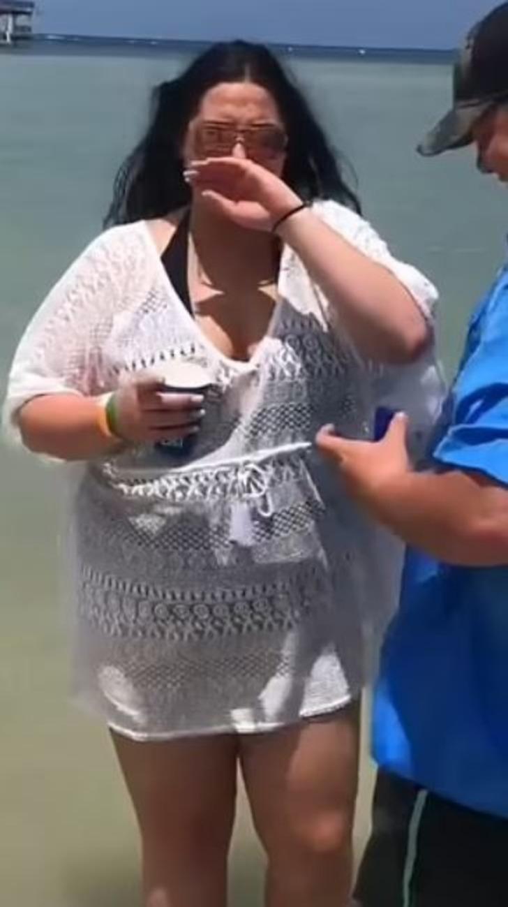 Kendisine uygun gelinlik bulamayınca 120 kilo verdi! Her gün yediği şeyi açıklayınca olay oldu G4