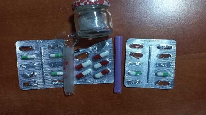 Narko alan uygulamasında uyuşturucu ve silah ele ge&ccedil;irildi: 2 g&ouml;zaltı