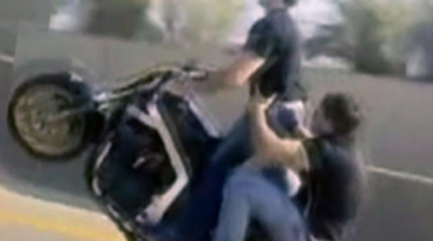 &Ouml;l&uuml;me b&ouml;yle davetiye &ccedil;ıkarıyorlar