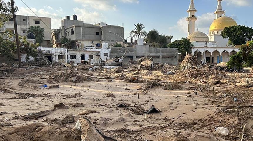 Dünyanın endişeyle takip ettiği Libya'daki sel felaketiyle ilgili yeni açıklama: Bir kent tahliye edilebilir