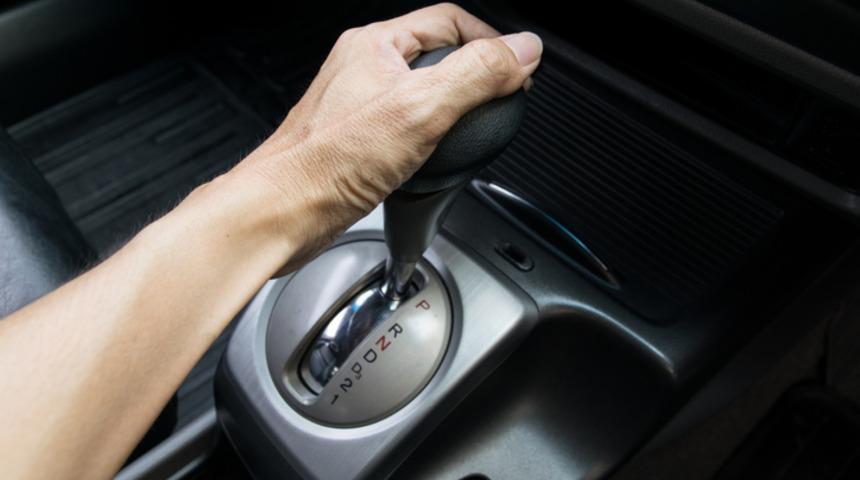 Otomatik araba nasıl kullanılır? Otomatik araç kullanırken nelere dikkat etmeliyiz?