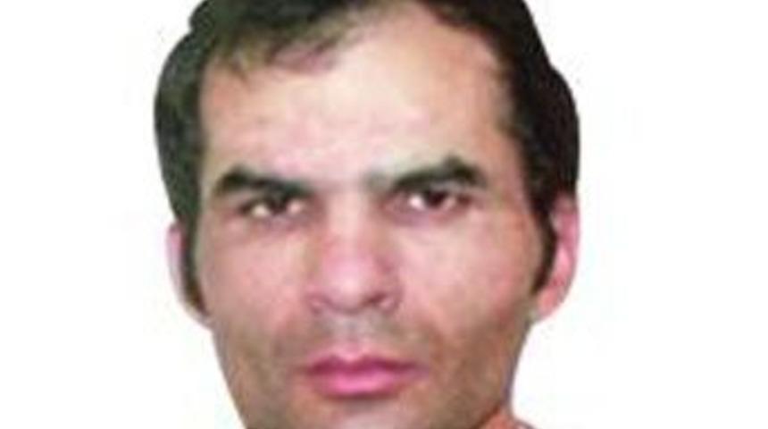 Komşu kızına işkence yaptı