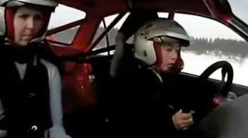 11 yaşında ralli pilotu olur mu?