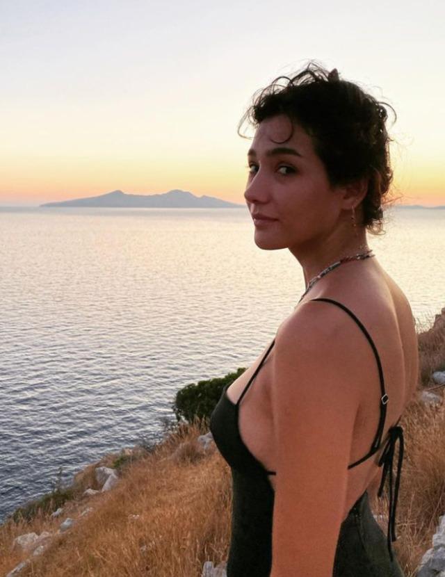 Aybüke Pusat 8