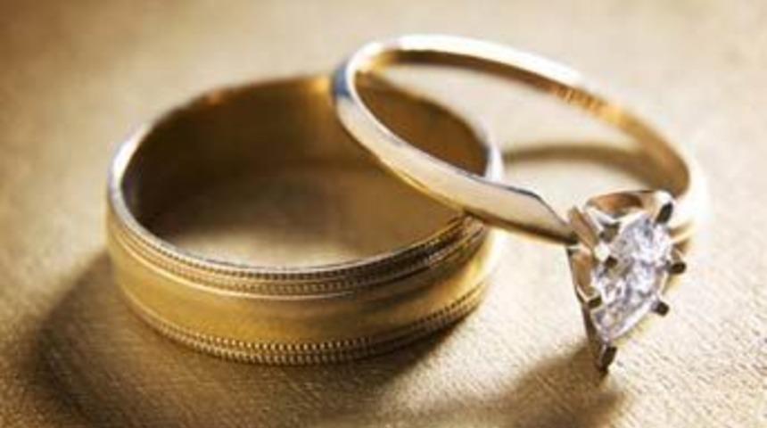 Damat, geline hi&ccedil; acımadı