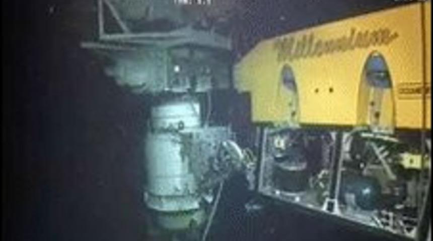 BP K&ouml;rfezdeki petrol kuyusuna yeni kapak yerleştirdi