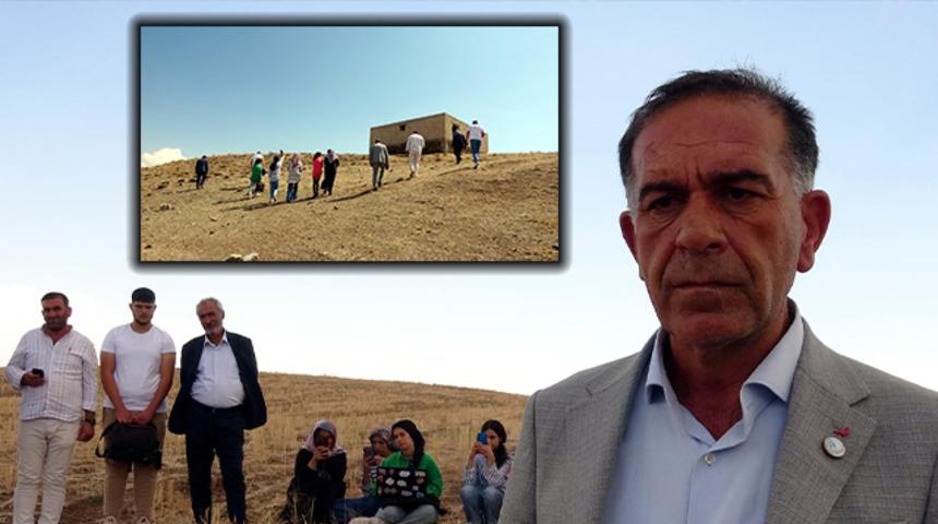 Yer: Van... Bu mahallede yaşayanlar, cep telefonuyla konuşmak için tepeye tırmanıyor!