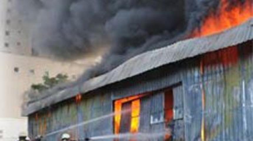 Topkapı'da yangın dehşeti