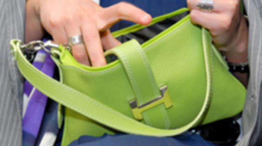 El &Ccedil;antası Tuvaletten Daha Kirli