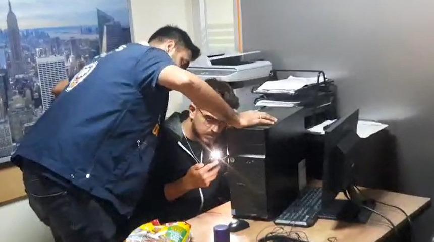 'Kargonuzu almadınız' diyerek dolandırdılar! Aralarında avukat da var: 59 milyon liralık mal varlığı...