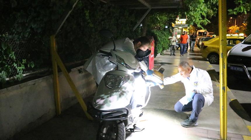 İzmir'de trafikteki tartışma sonucu silahla vurulan kurye ağır yaralandı