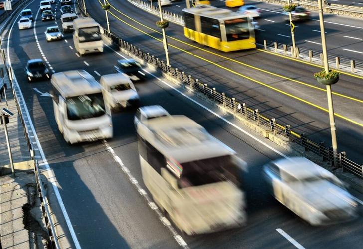 Araç sahipleri dikkat! Tazminat ödeme riski vardı: Zorunlu trafik sigortası azami primleri için yeni düzenleme… Ortadan kalktı