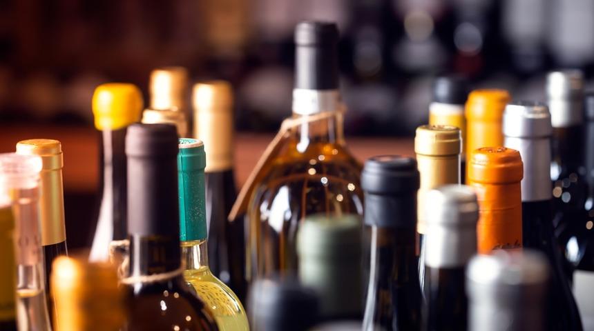 Sigara ve alkol satışı yasağında kapsam genişletildi! Karar Resmi Gazete’de: Açık alanlarda…