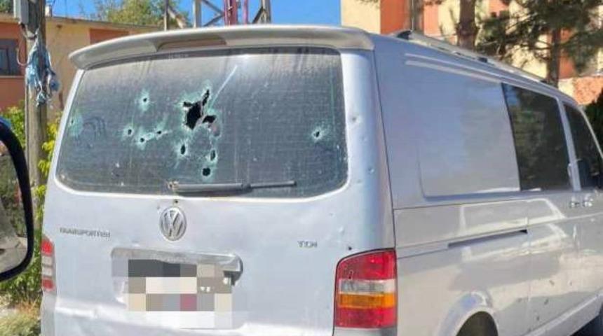 Öfkeli damat kayınpederinin aracını kurşunladı