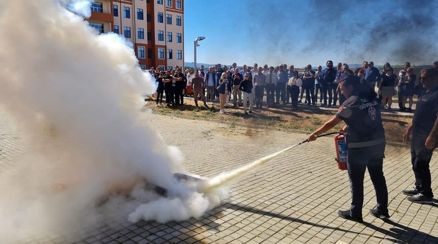 Kastamonu Üniversitesi personeline afet farkındalık eğitimi