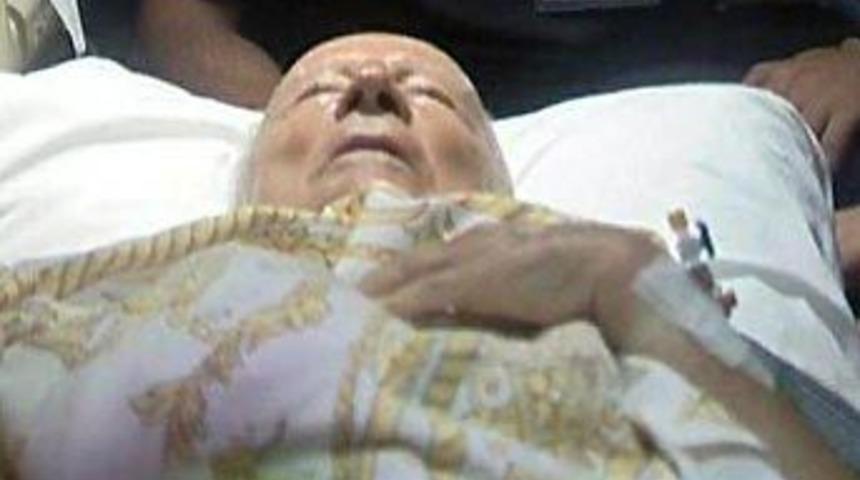 Kenan Evren yoğun bakımda