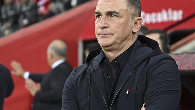 İtalyanlar, milli takımın yeni hocasını resmen duyurdu! Kuntz'un yerine Montella geliyor...