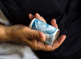 2000 öncesi ve sonrası emeklileri Salı gününe dikkat! Emekli kök maaşı değişiyor: Hesap makineleri 'fark' için çalışacak