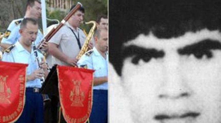 Asker, PKK'lı Doğan'a yazılan şarkıyı &ccedil;aldı