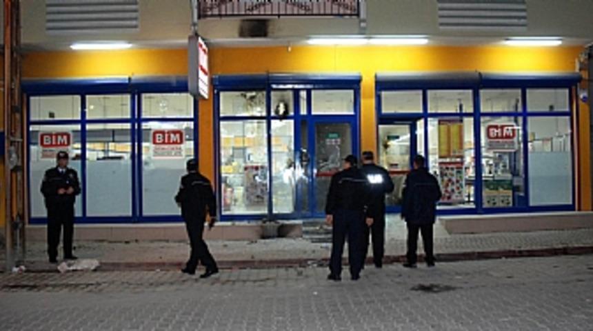 İnsanları diri diri yakacaklardı