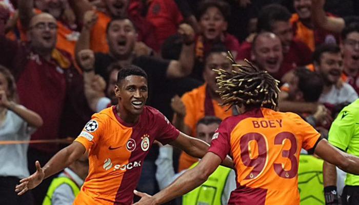 Galatasaray’da ilklerin gecesi! Sacha Boey ve Tete…Galatasaray