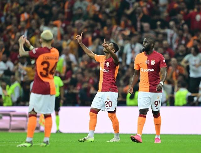 AA-20230920-32202556-32202554-GALATASARAY_KOPENHAG (Large)