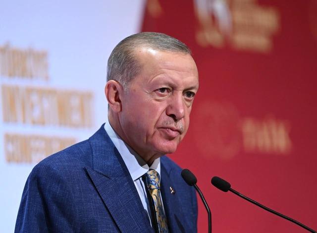 AA-20230921-32204163-32204160-CUMHURBASKANI_ERDOGAN_TURKAMERIKAN_IS_KONSEYI_YEMEGINE_KATILDI