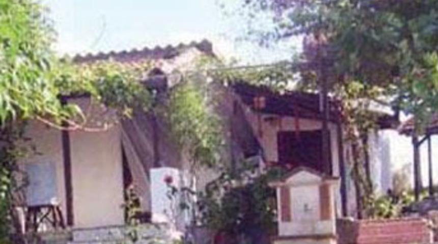 Cem 197 g&uuml;n boyunca bu evde mi kaldı?