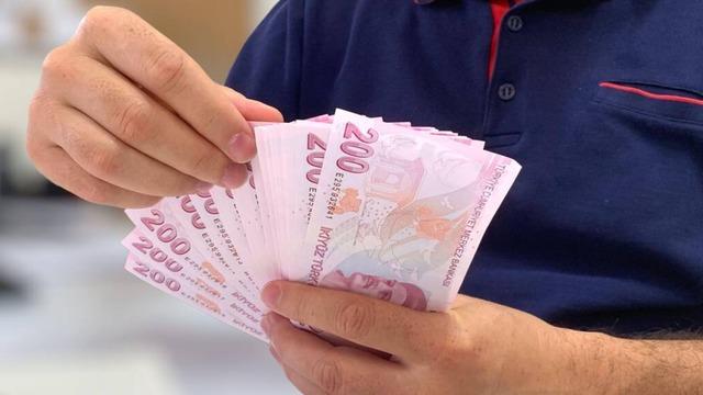 Asgari ücret alanlara emekli maaşı uyarısı