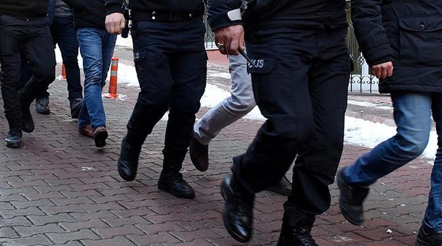 Ankara'da FETÖ operasyonu! 13 kişiye gözaltı