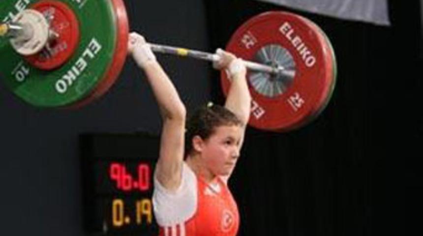 Yeteneksiz denilen kız Avrupa şampiyonu oldu