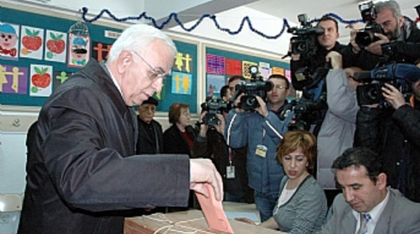 Orgeneral Koşaner oyunu kullandı