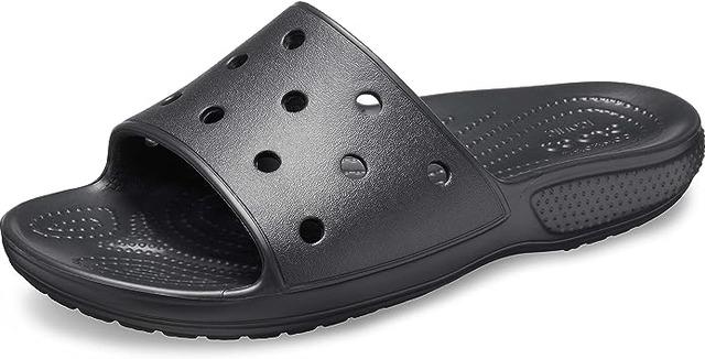 Hem rahatlığı hem şıklığıyla sizi kendine bağlayacak Crocs marka uygun fiyatlı terlikler