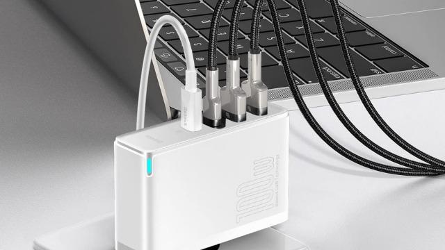 Birden fazla telefonu şarj edebilen en iyi çoklu şarj modelleri